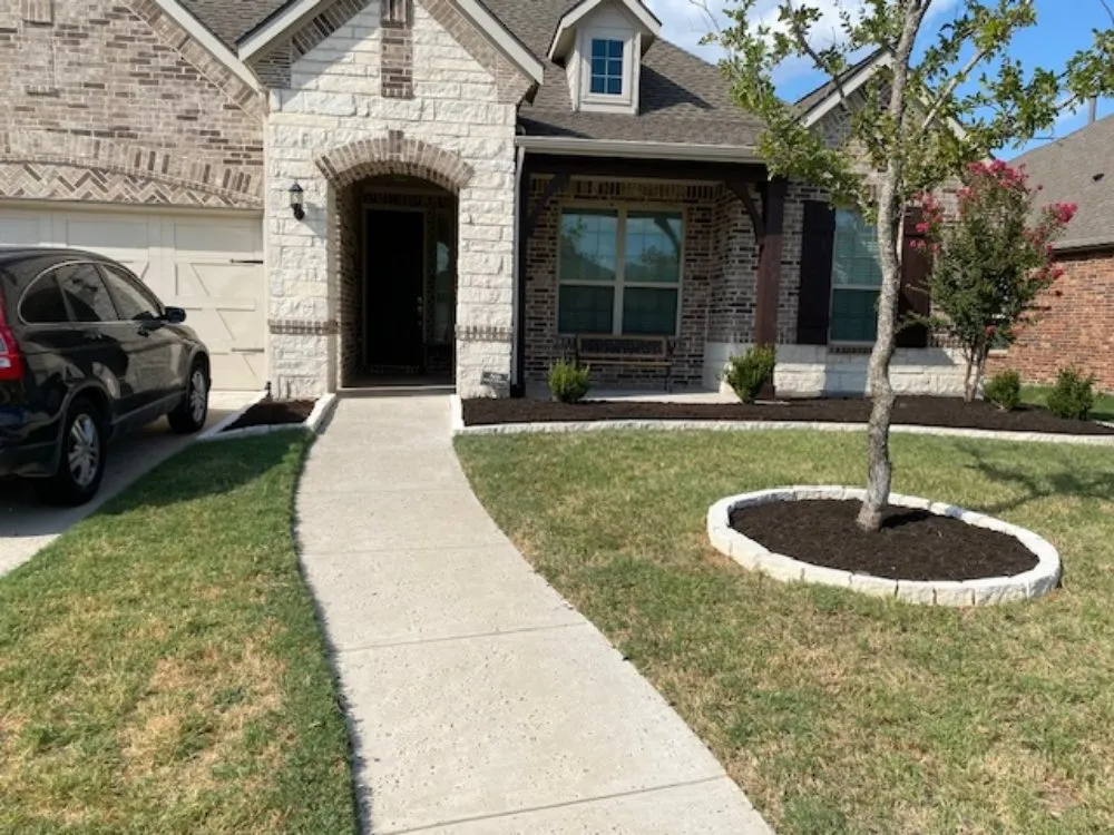 Trusted lawn mowing service in Frisco, TX - Green Bridge Lawn and Landscape
