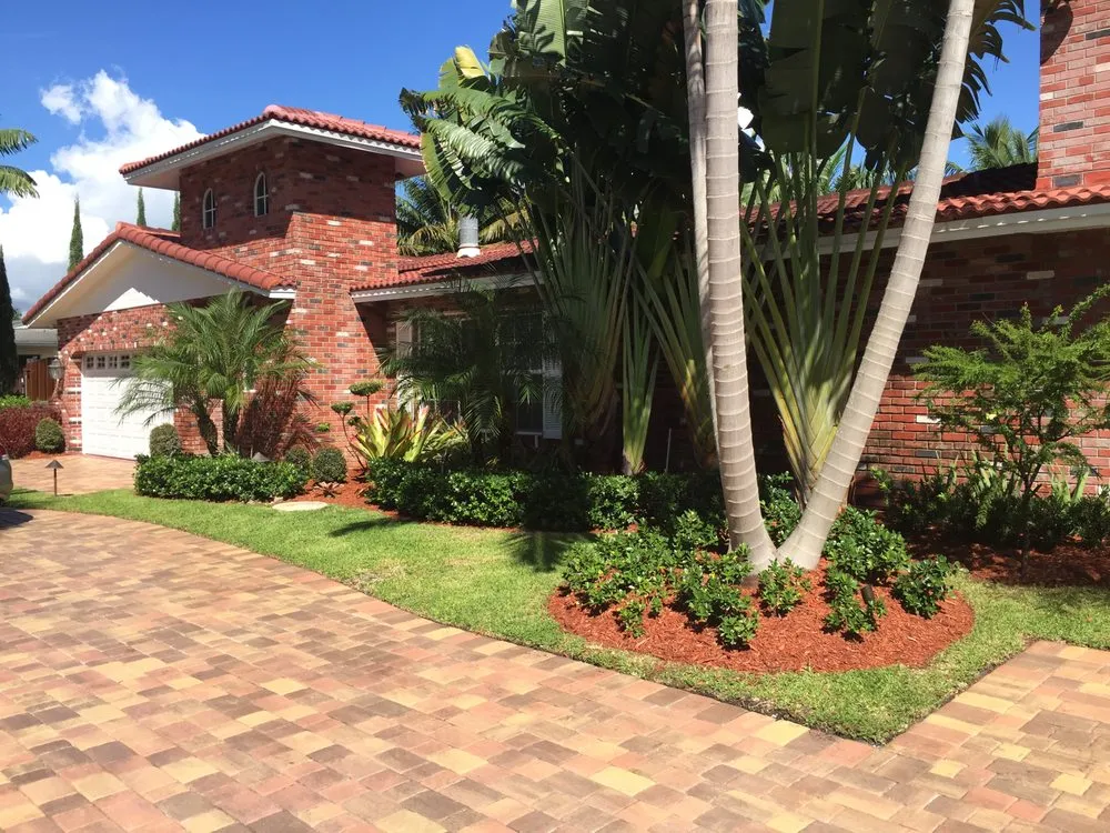 Trusted yard maintenance experts serving Miami, FL - Green Brothers Group