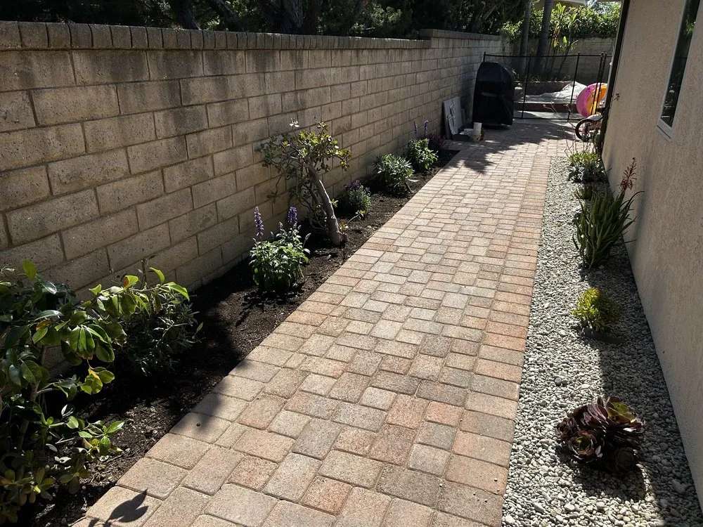 Local lawn mowing service in Canoga Park, CA - Green Cactus Landscapes