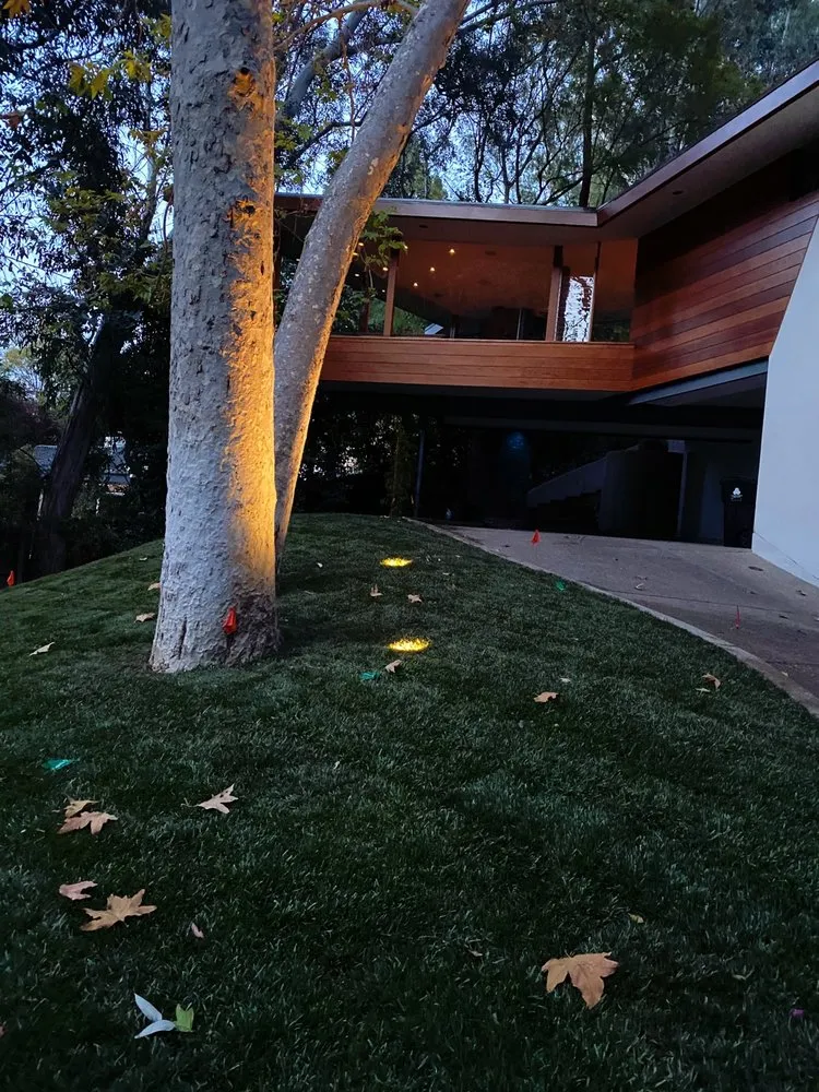 Trusted lawn mowing service for year-round maintenance in Canoga Park, CA by Green Cactus Landscapes