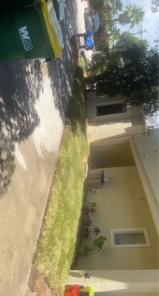 Custom lawn care service in Cocoa, FL - Green Care Property Services