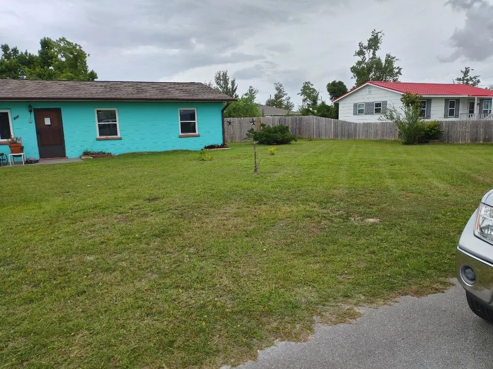 Reliable lawn care service in Lynn Haven, FL - Green Carpet Lawn Care