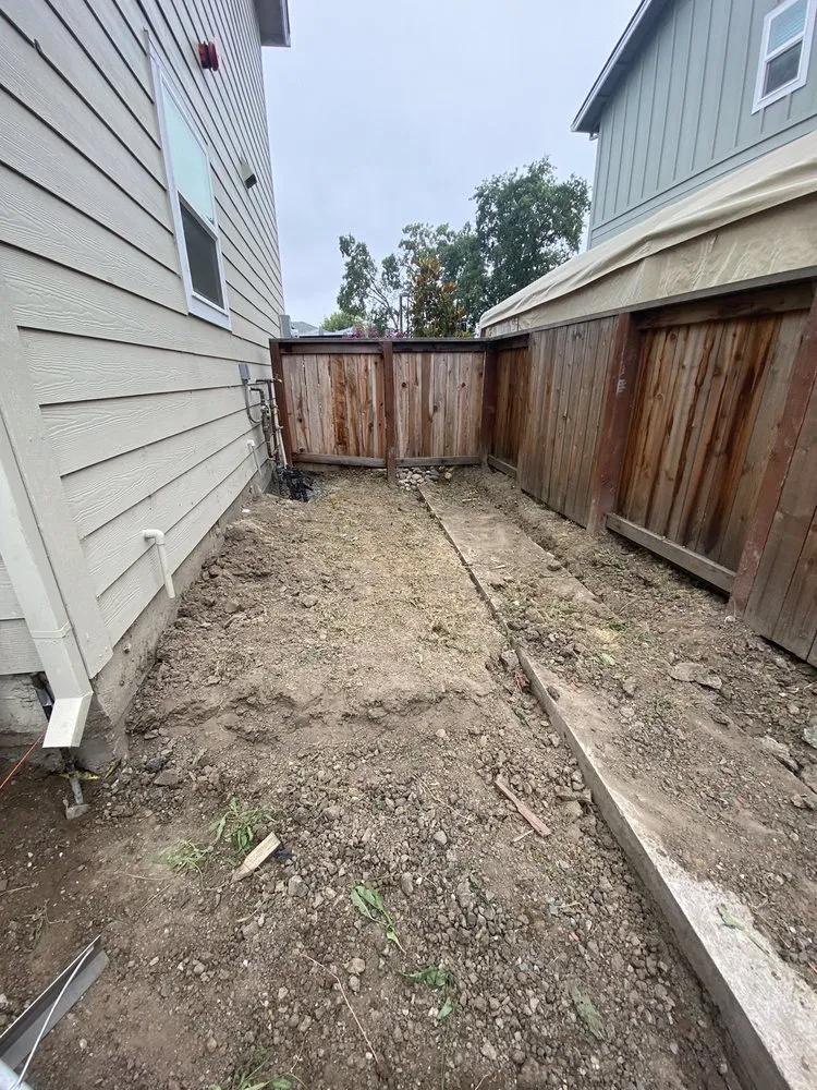 Expert garden landscaping experts serving Petaluma, CA - Green Ceibas