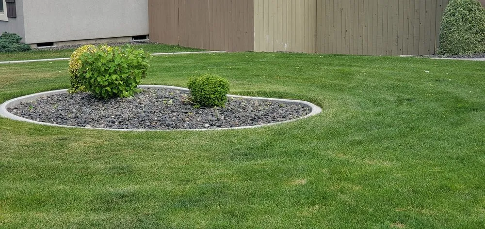 Expert garden landscaping in Richland, WA by Green Choice Lawn Service