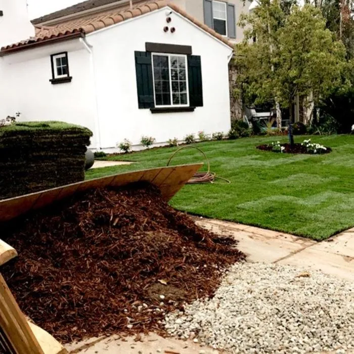 Affordable lawn care service in Thousand Oaks, CA by Green City Gardening