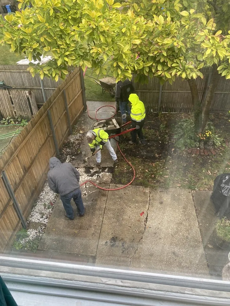 Local lawn mowing service for year-round maintenance across Chicago, IL - Green City Landscapes