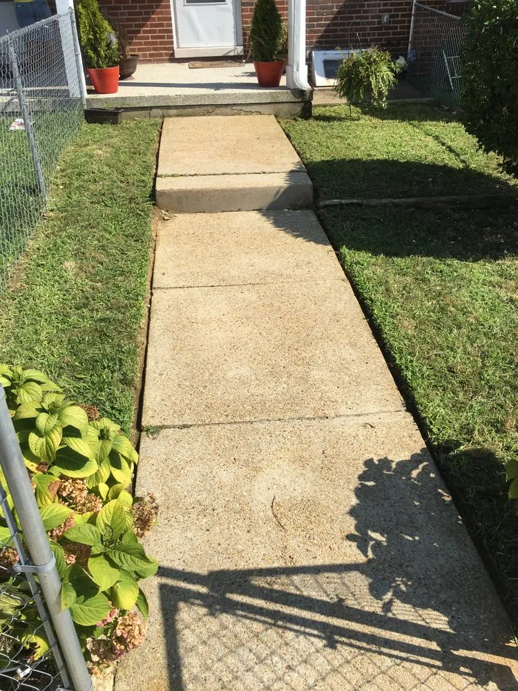 Trusted yard maintenance for residential properties in Baltimore, MD by Green City Landscaping