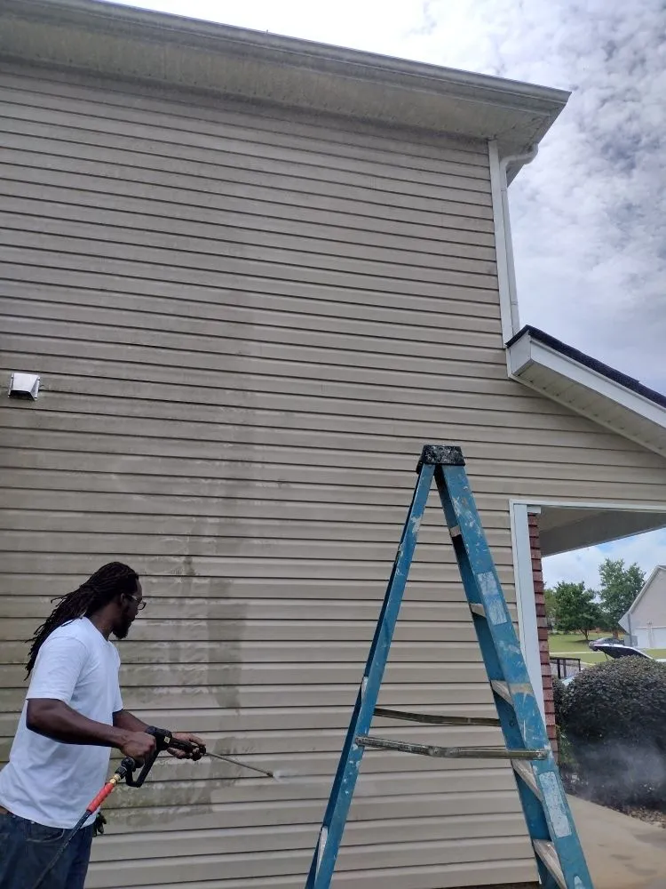 Reliable lawn mowing service in Riverdale, GA by Green Clean Handyman Service