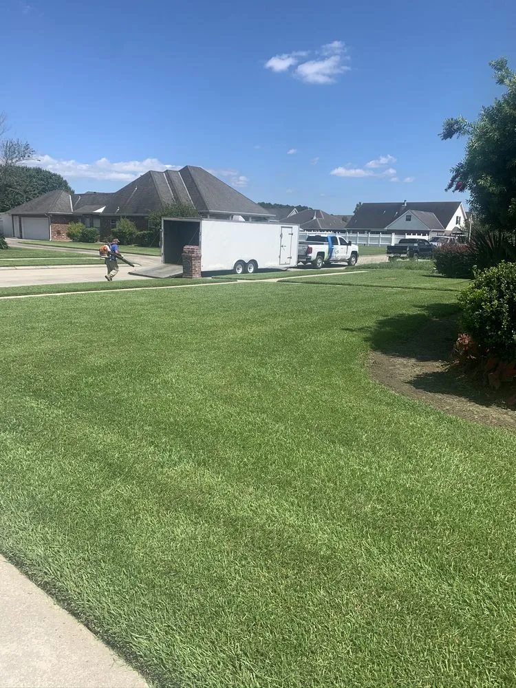 Professional garden landscaping for outdoor upgrades in Houma, LA by Green Clippings