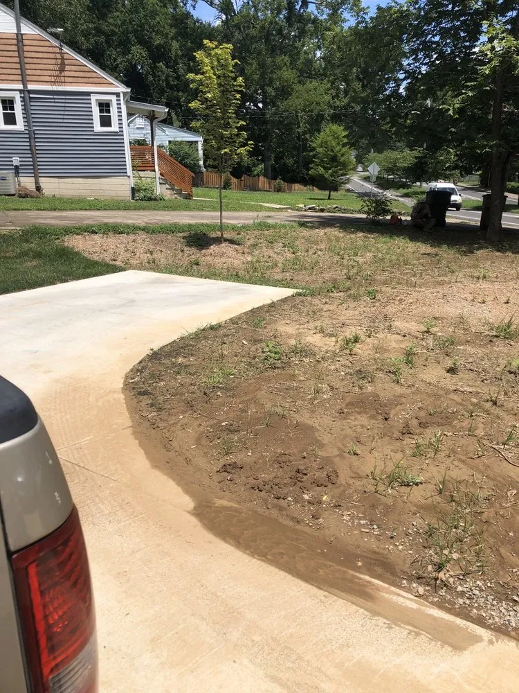 Professional lawn mowing service experts serving Murfreesboro, TN - Green Collar Landscape