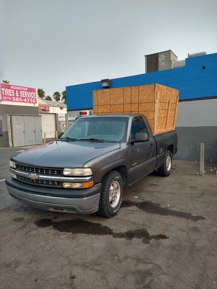 Local lawn care service for year-round maintenance across Chula Vista, CA - Green Compass Landscape And Maintenance