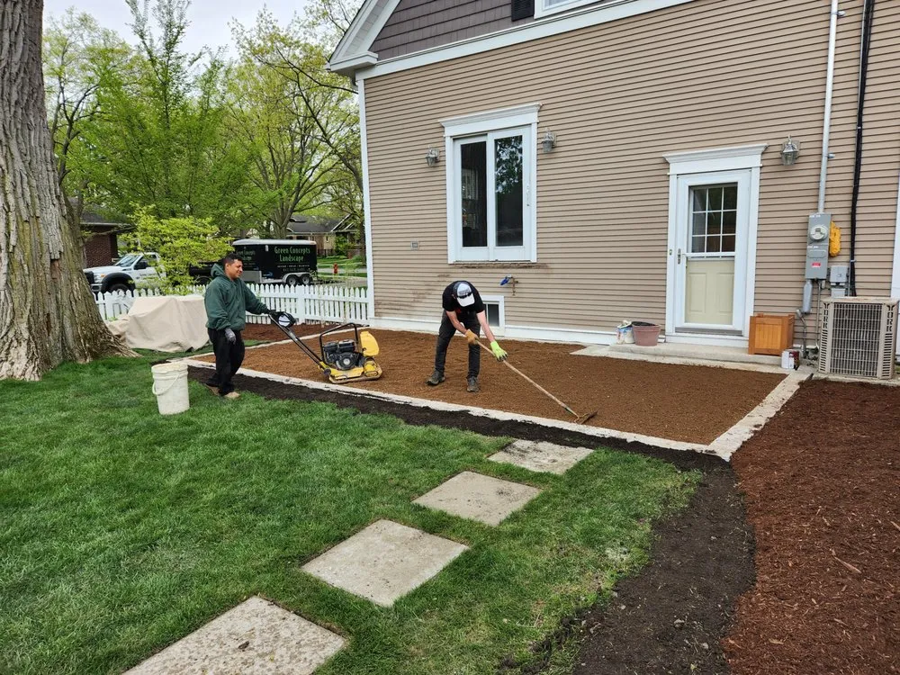 Local lawn care service experts serving Skokie, IL - Green Concepts