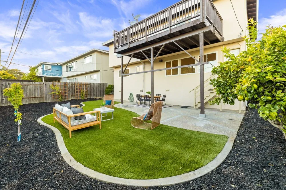 Expert outdoor landscaping in Millbrae, CA - Green Construction Builders