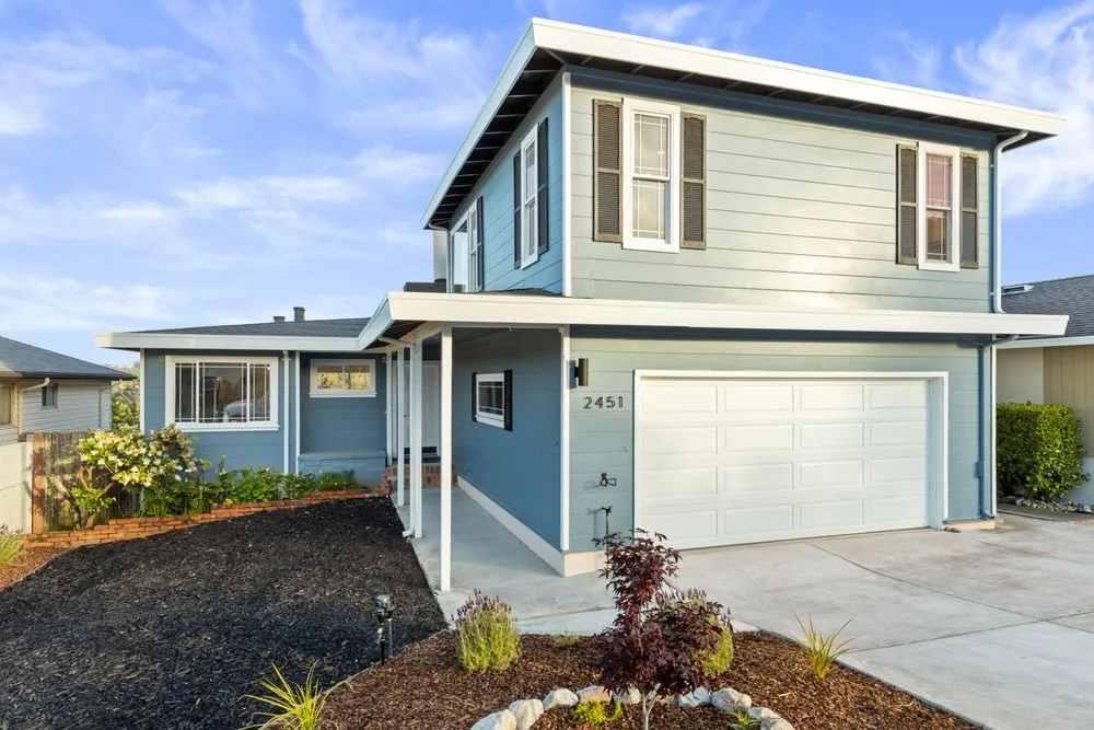 Affordable yard maintenance for residential properties across Millbrae, CA - Green Construction Builders