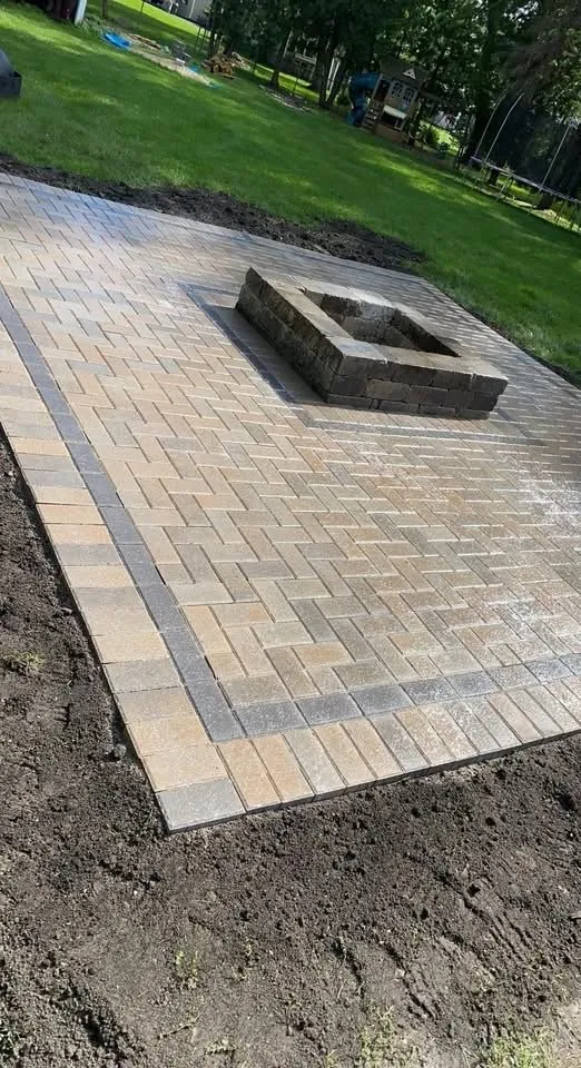 Trusted landscape design experts serving Aurora, IL - Green Corner Landscaping