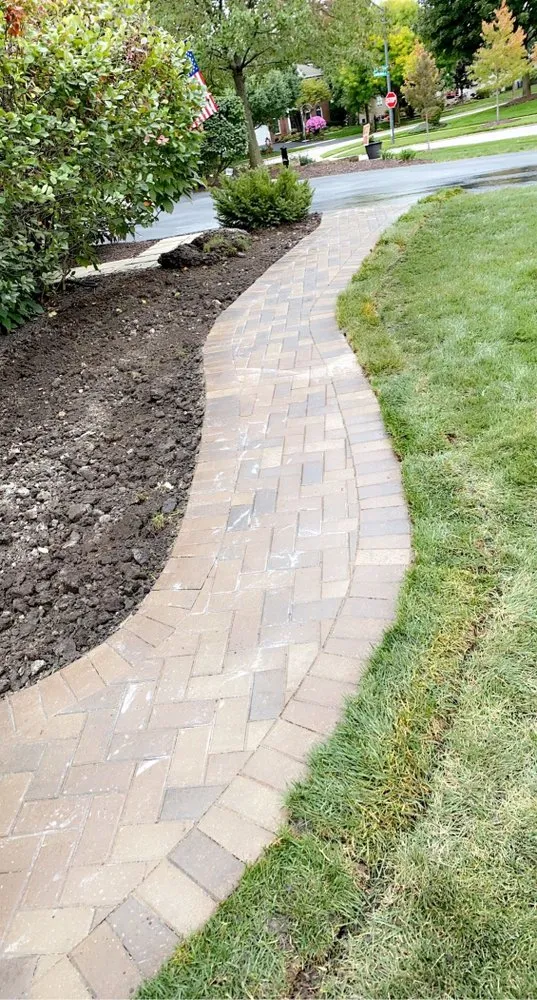 Trusted landscaping services experts serving Aurora, IL - Green Corner Landscaping