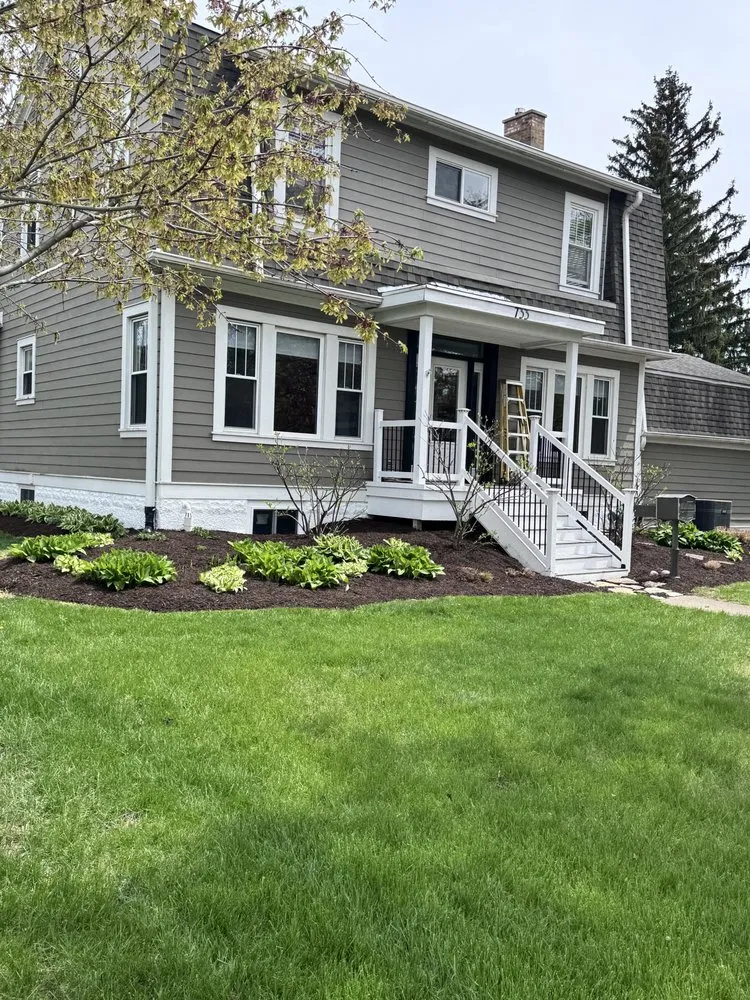 Reliable yard cleanup service in Aurora, IL by Green Corner Landscaping
