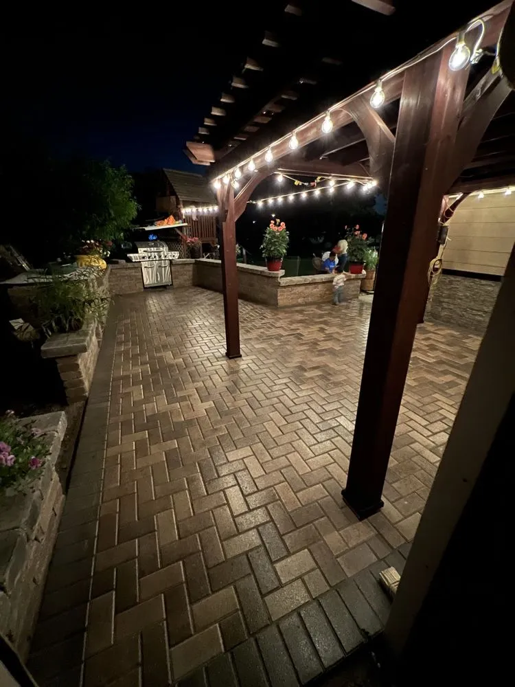 Top-rated landscape installation for year-round maintenance across Aurora, IL - Green Corner Landscaping