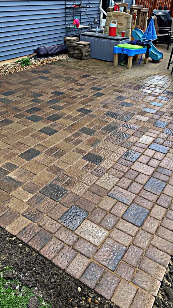 Trusted yard cleanup service for beautiful yards in Aurora, IL by Green Corner Landscaping