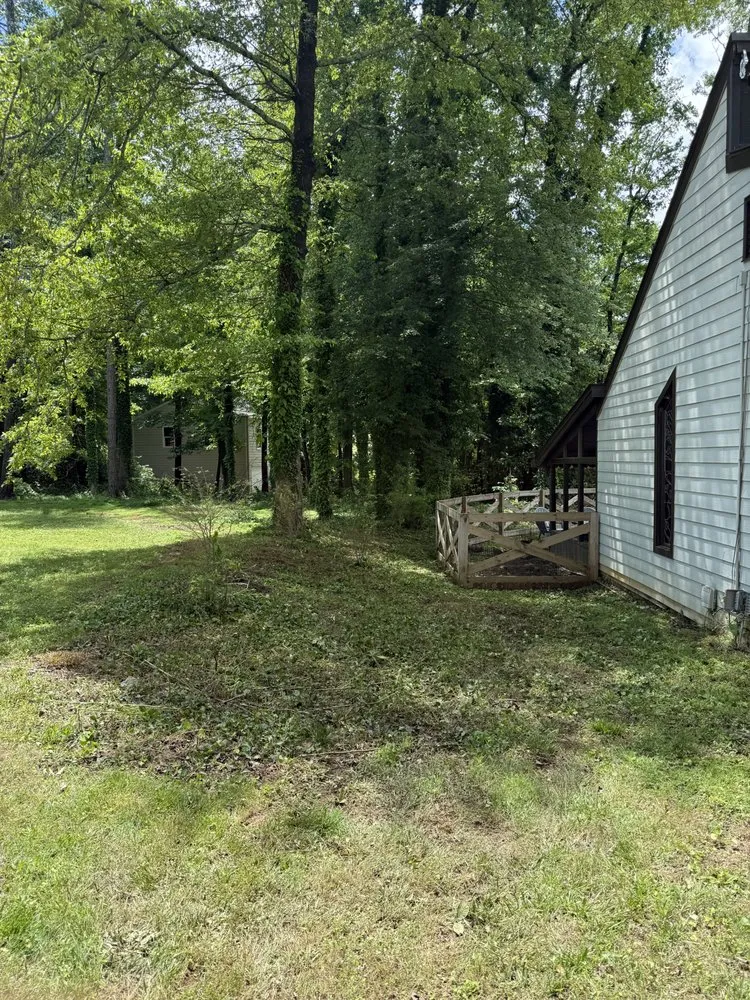 Professional yard maintenance experts serving Atlanta, GA - Green Corners Landscaping