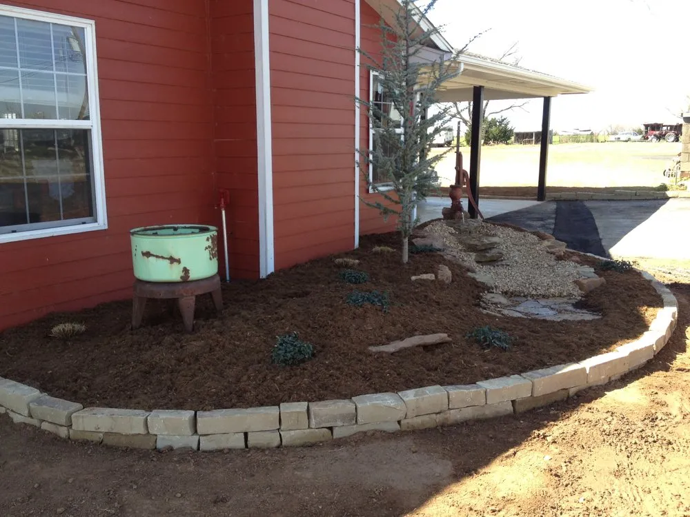 Local garden landscaping experts serving Edmond, OK - Green Country Weed and Pest