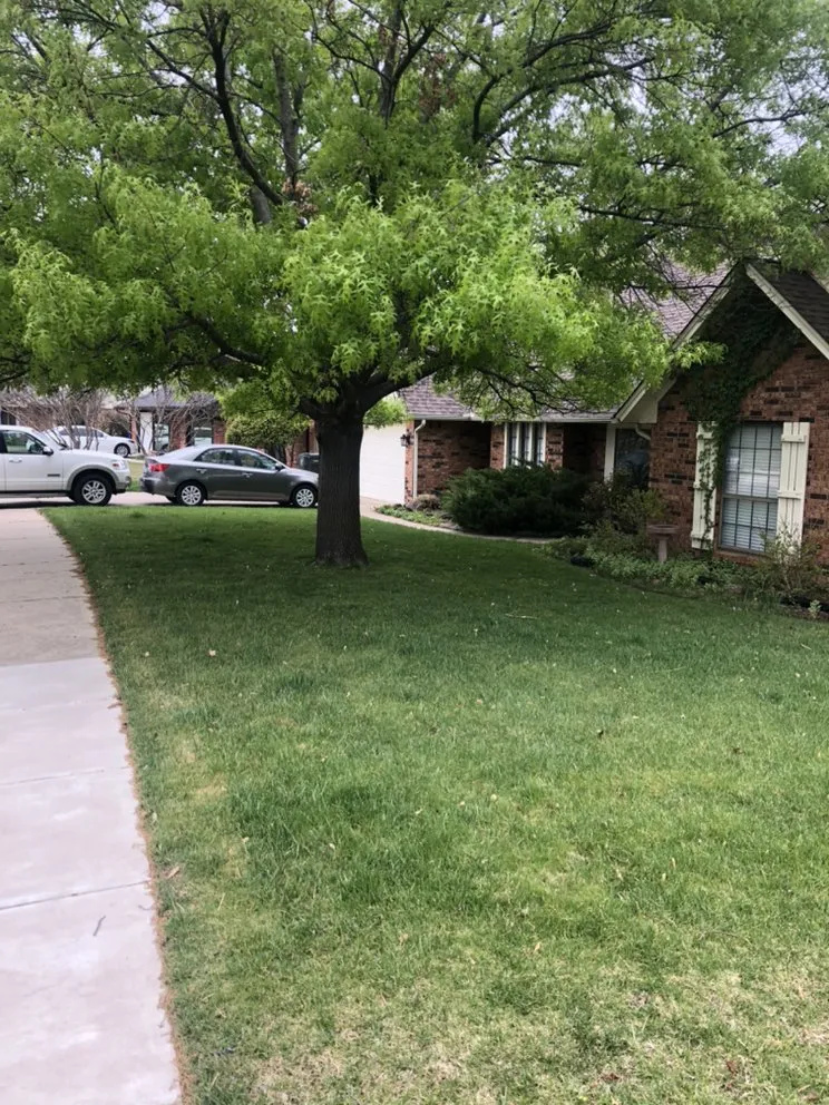 Local lawn care service near you across Edmond, OK - Green Country Weed and Pest