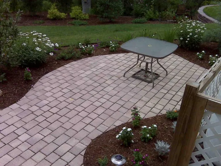 Expert lawn mowing service near you across Hampton, VA - Green Cow Lawn & Landscaping