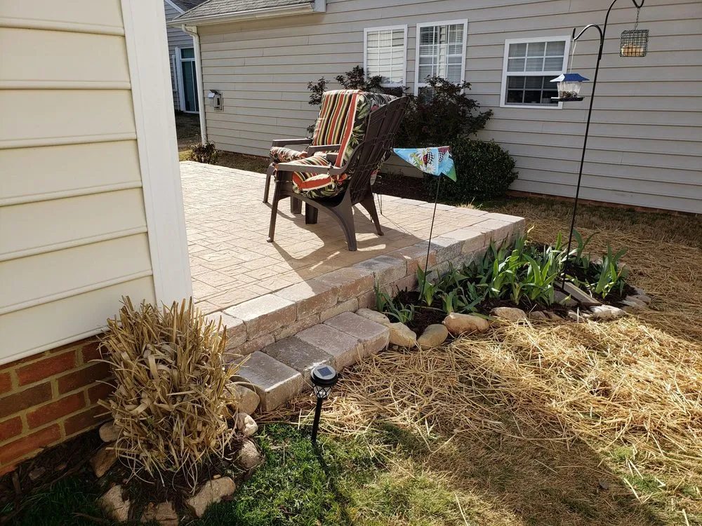 Custom lawn mowing service experts serving Hampton, VA - Green Cow Lawn & Landscaping