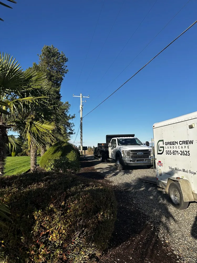 Custom lawn mowing service experts serving Independence, OR - Green Crew Landscape