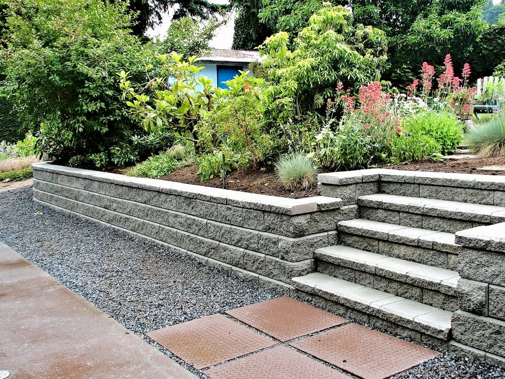 Affordable yard maintenance near you in Independence, OR by Green Crew Landscape