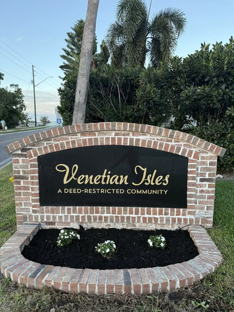 Affordable outdoor landscaping experts serving Saint Petersburg, FL - Green Cut Lawn Care