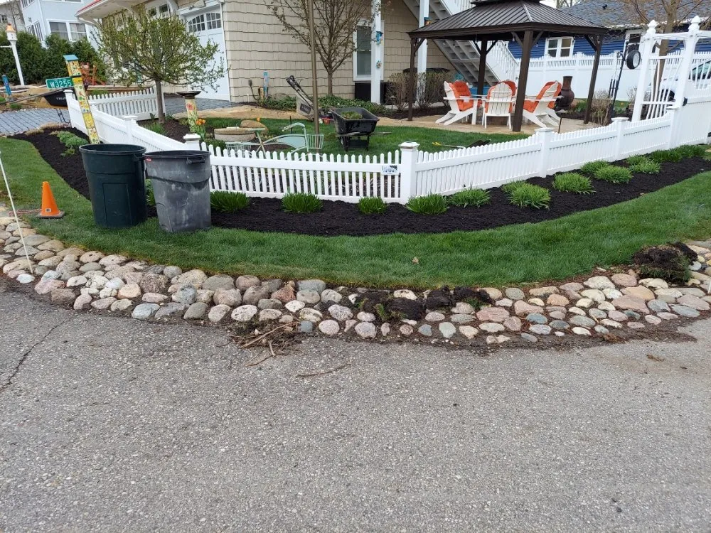 Custom garden landscaping in Lake Geneva, WI by Green Cuts Landscaping