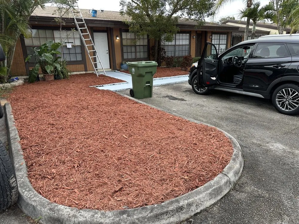 Reliable landscaping services in Miami Shores, FL by Green Cutz Landscaping