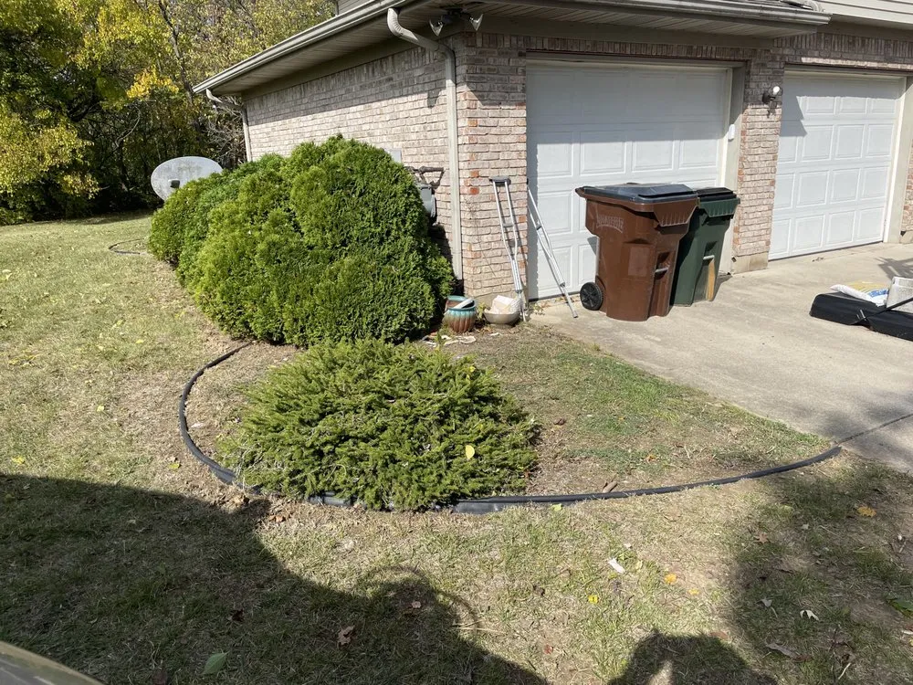 Custom yard cleanup service in Dayton, OH by Green Cutz Lawn Care Service