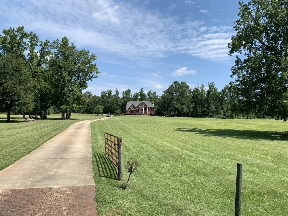 Affordable lawn care service for homes in Spring Hill, TN by Green Cutz Lawn Care