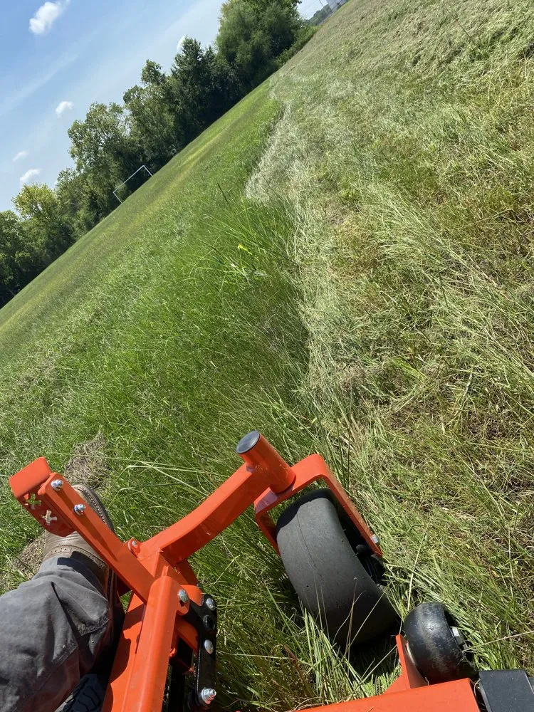 Expert yard maintenance near you across Houston, TX - Green Cutzz