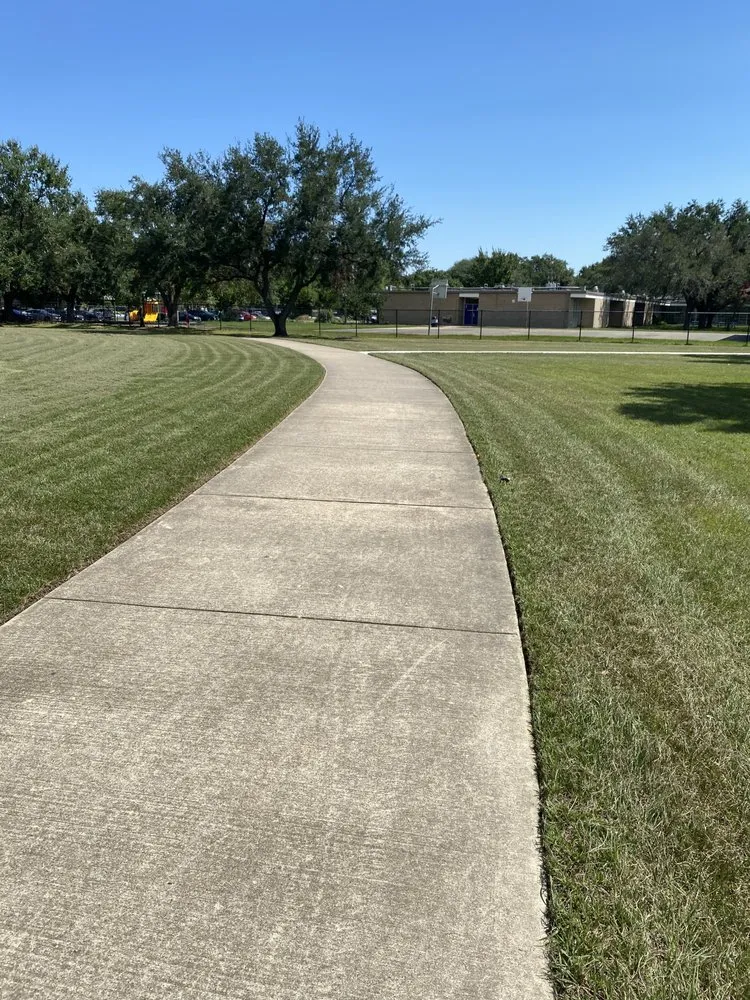 Top-rated residential landscaping experts serving Houston, TX - Green Cutzz