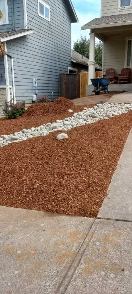 Trusted residential landscaping for year-round maintenance in Salem, OR by Green D M Landcare