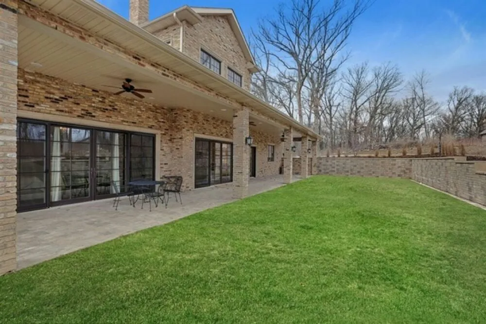 Reliable lawn care service for residential properties across Bolingbrook, IL - Green Day Pro Landscaping