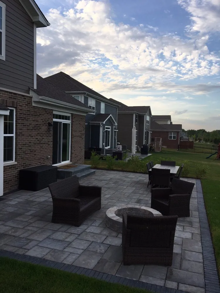 Trusted residential landscaping with custom design across Bolingbrook, IL - Green Day Pro Landscaping