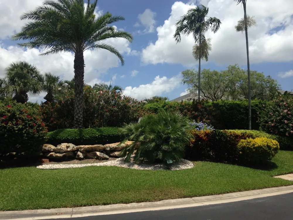 Professional garden landscaping near you across Boca Raton, FL - Green Day Tree & Landscape