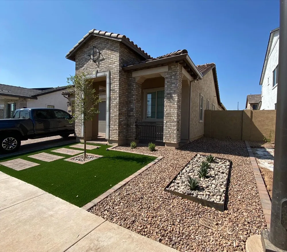 Expert lawn care service experts serving Mesa, AZ - Green Desert Paradise