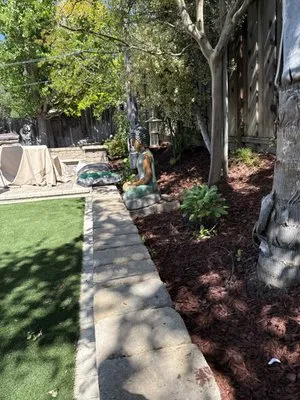 Green Diamond Landscape Logo