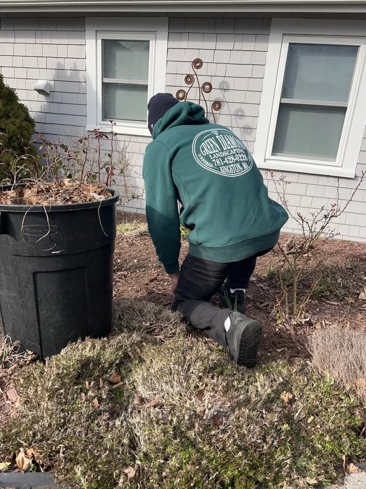 Top-rated lawn care service in Kingston, MA by Green Diamond Landscaping