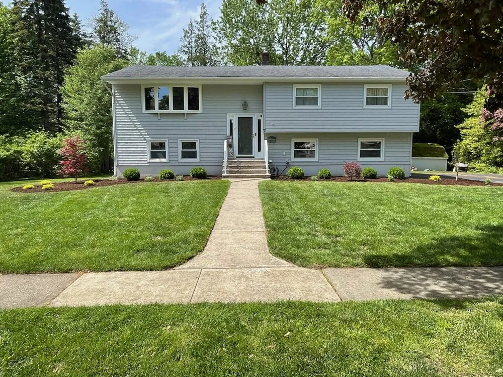 Custom yard cleanup service in Wayne, NJ - Green Dreams Landscaping