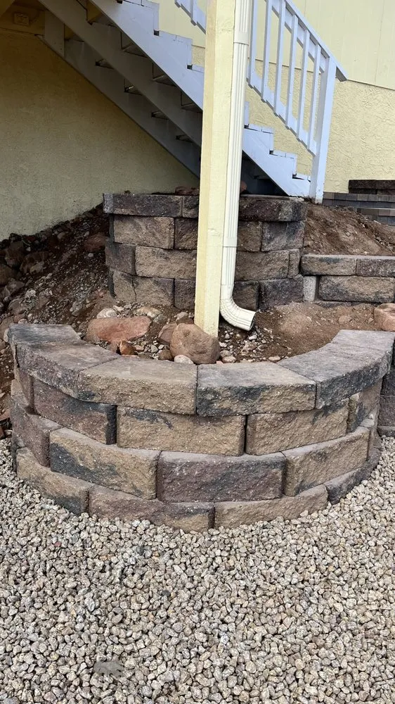 Custom lawn mowing service with custom design in Cornville, AZ by Green Earth