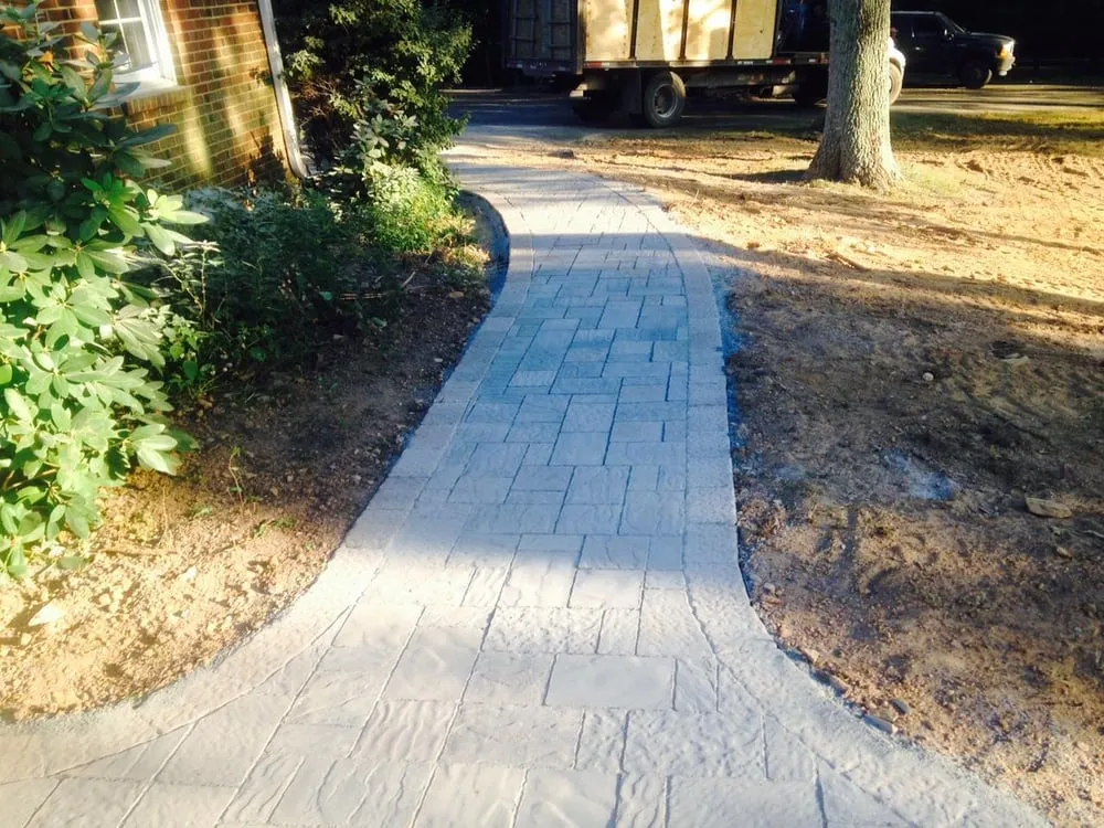 Professional residential landscaping experts serving Hamilton, VA - Green Earth Gardens