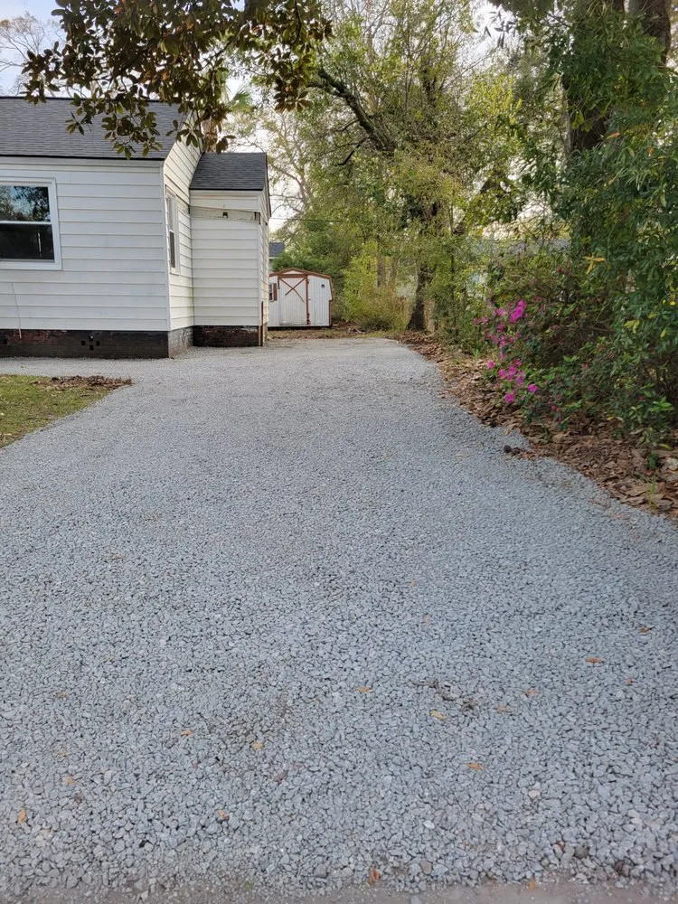 Professional yard maintenance experts serving Okatie, SC - Green Earth Land Shapers