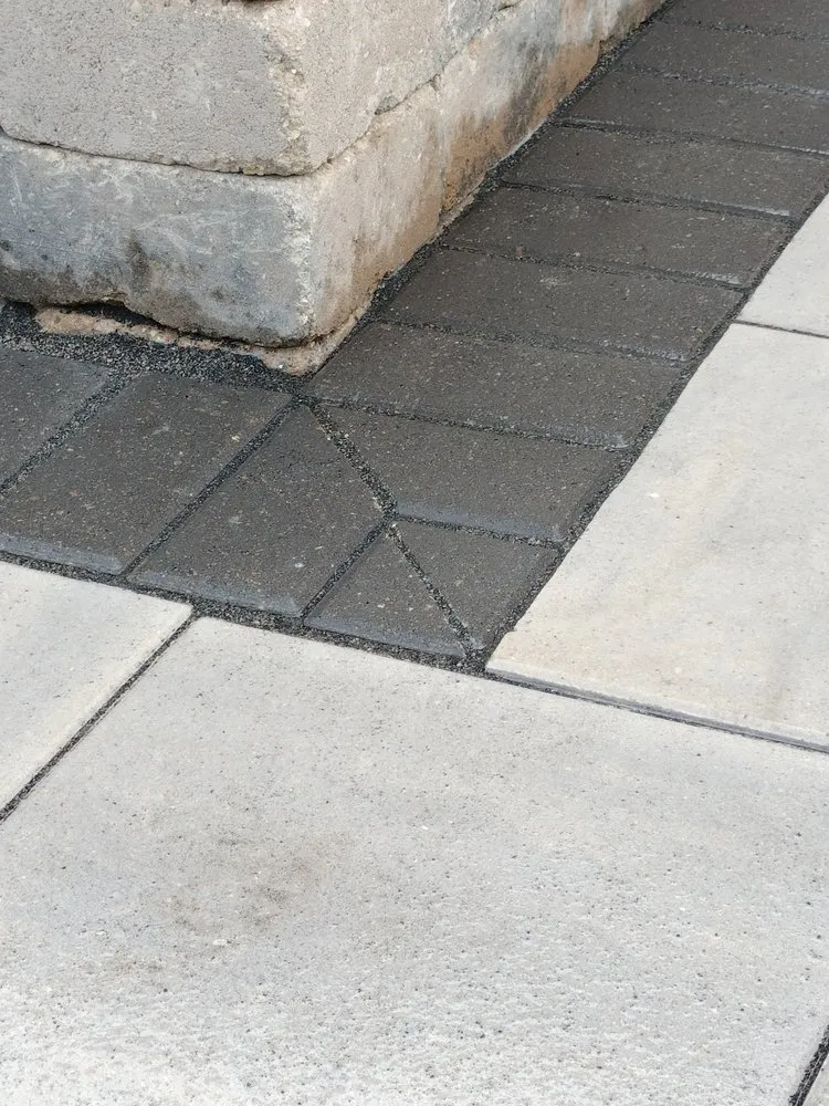 Top-rated yard maintenance in Round Lake Beach, IL by Green Earth Landscape & Hardscape