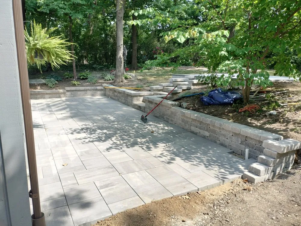 Local lawn mowing service for homes across Round Lake Beach, IL - Green Earth Landscape & Hardscape